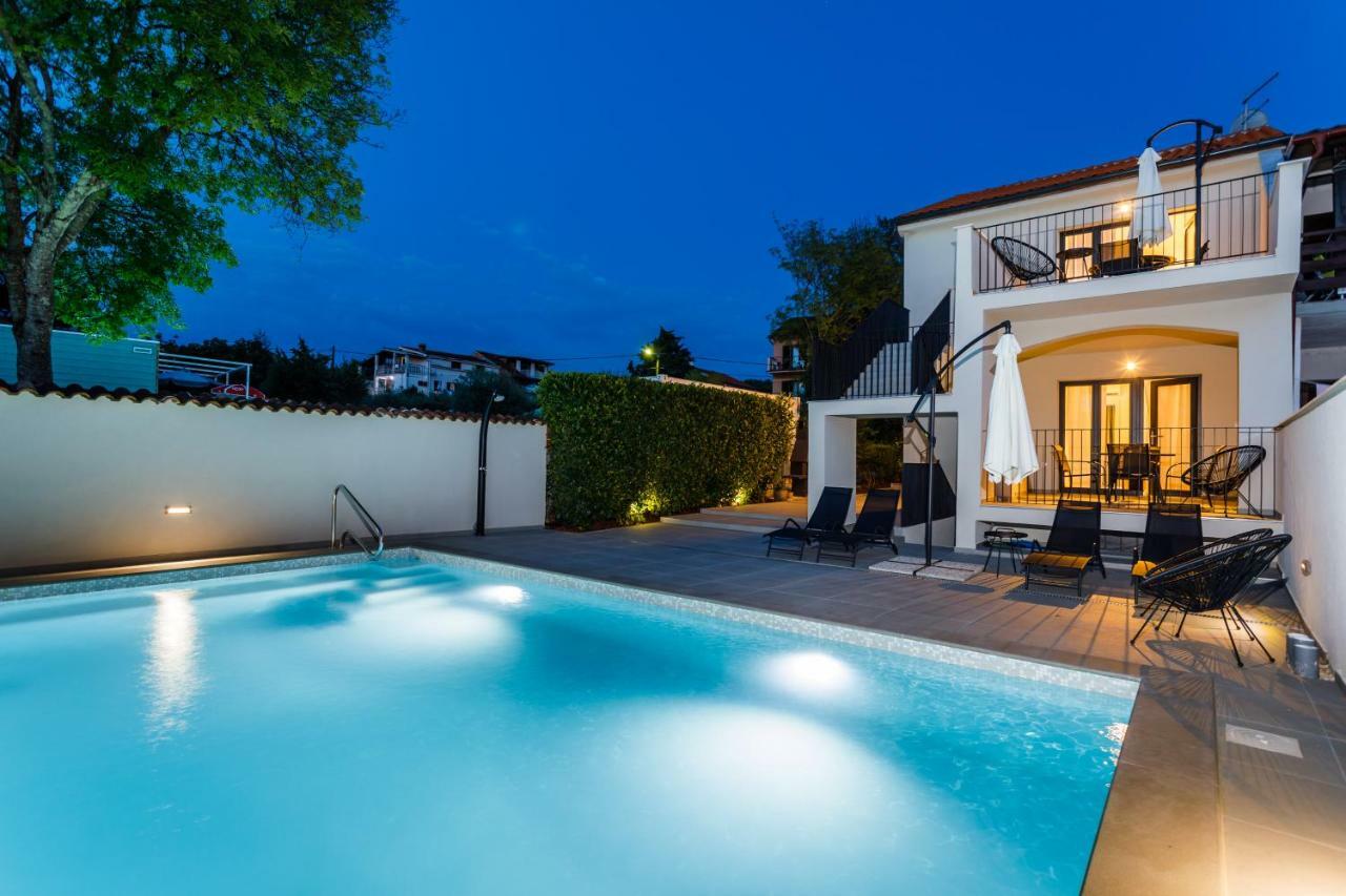 מלון מאלינסקה Mari House מראה חיצוני תמונה
